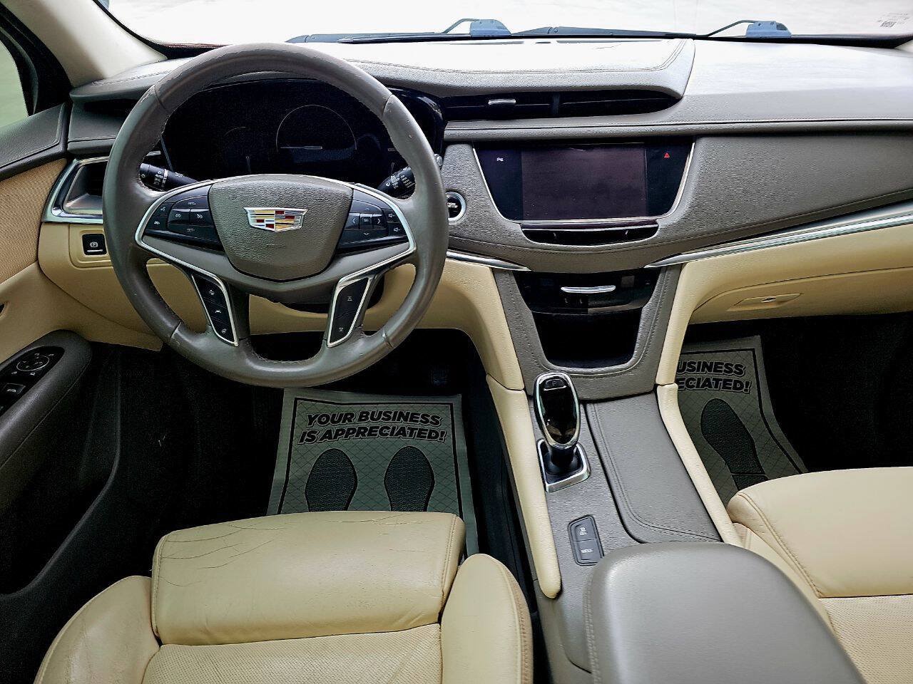 Used 2017 Cadillac XT5 Premium Luxury w/ Advanced Security Package FWD image 7
