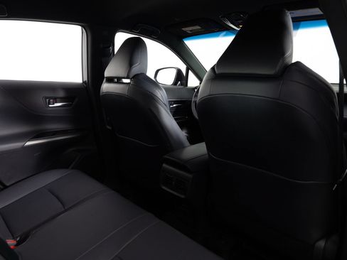 Used 2024 Toyota Venza XLE AWD/4WD image 23