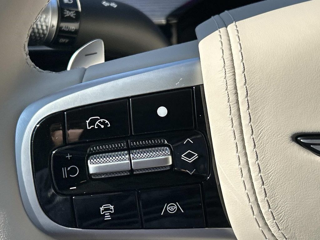 New 2027 Genesis GV80 3.5T Prestige AWD/4WD image 33