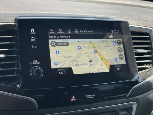 Certified 2025 Honda Passport TrailSport image 10