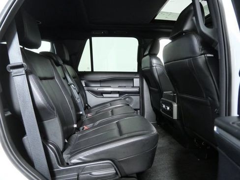 Used 2021 Ford Expedition XLT AWD/4WD image 9