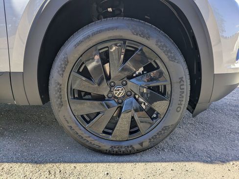 New 2026 Volkswagen Atlas Cross Sport SE AWD/4WD image 11