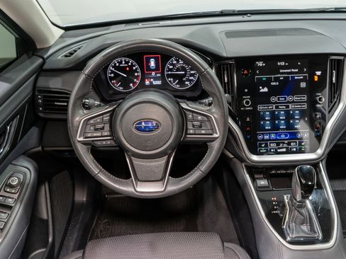 Used 2024 Subaru Outback Premium image 11