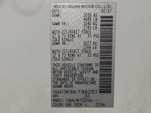 Used 2017 Nissan Rogue S image 33