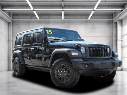 Used 2025 Jeep Wrangler Sport S image 1