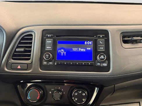 Used 2019 Honda HR-V LX image 23
