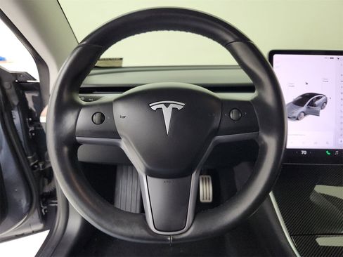 Used 2018 Tesla Model 3 Long Range image 3
