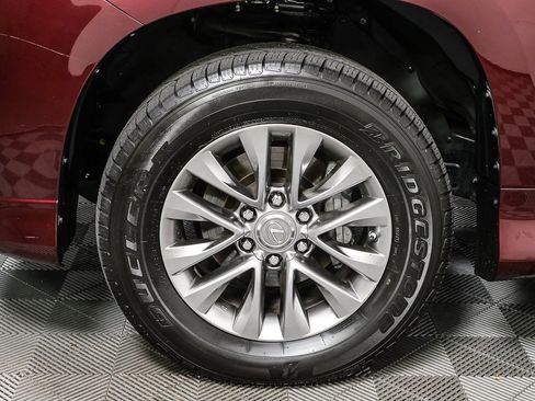 Used 2018 Lexus GX 460 Luxury image 34