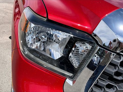 Used 2019 Toyota Tundra 2WD Double Cab image 29