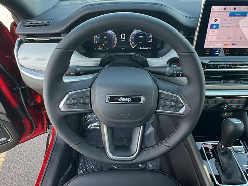 New 2026 Jeep Compass Limited image 18