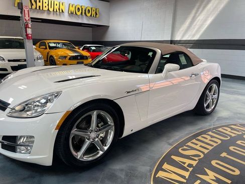 Used 2007 Saturn Sky w/ Premium Trim Pkg RWD image 2