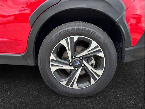 Used 2024 Subaru Crosstrek 2.0i Premium AWD/4WD image 13