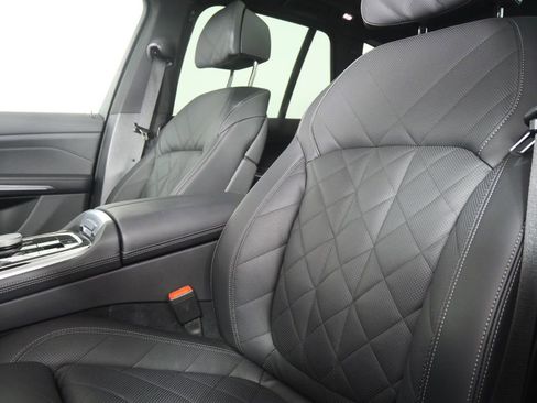 Certified 2025 BMW X5 xDrive40i image 10