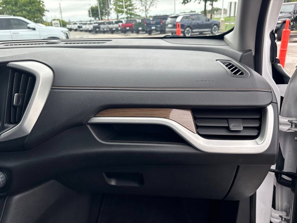 Used 2020 GMC Terrain SLE w/ Elevation Edition FWD image 48