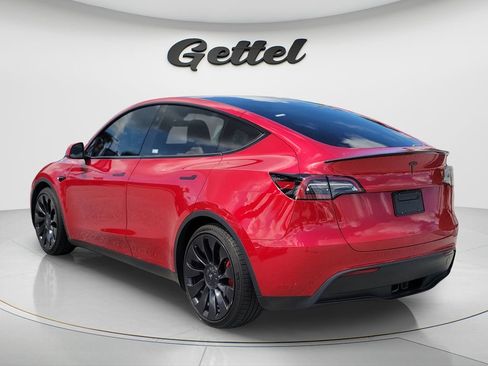 Used 2023 Tesla Model Y Performance AWD/4WD image 7