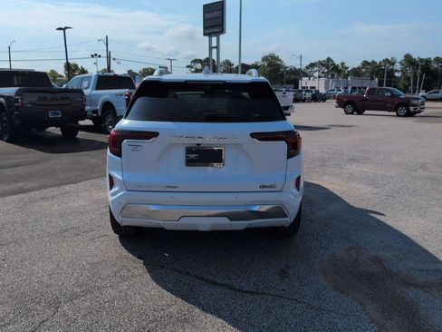 New 2026 GMC Terrain Denali AWD/4WD image 5