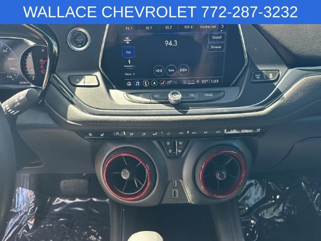 Used 2022 Chevrolet Blazer RS w/ Enhanced Convenience Package FWD image 17
