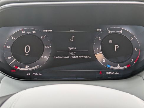 Used 2024 Land Rover Range Rover Sport SE image 32