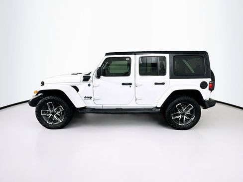 Used 2024 Jeep Wrangler Sport S w/ Convenience Group image 4