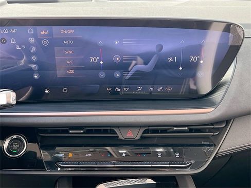 New 2025 Buick Envision Sport Touring image 11