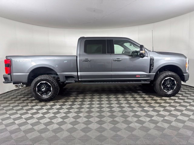 Certified 2026 Ford F350 Platinum w/ Tremor Off-Road Package AWD/4WD image 2