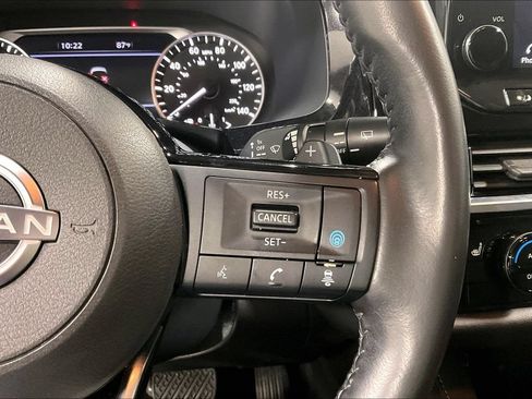 Used 2022 Nissan Pathfinder SL w/ SL Premium Package FWD image 26
