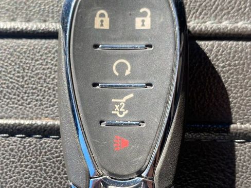 Used 2021 Chevrolet Blazer LT image 35