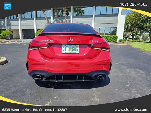 Used 2021 Mercedes-Benz A 35 AMG 4MATIC image 4