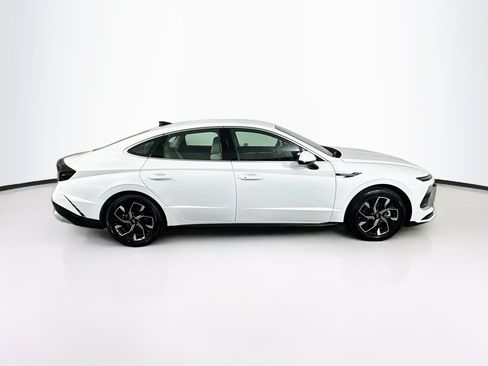 Used 2025 Hyundai Sonata SEL FWD image 10