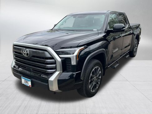 Used 2024 Toyota Tundra Limited w/ Power Package AWD/4WD image 2