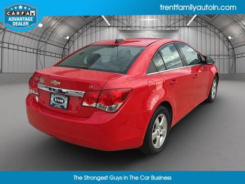 Used 2016 Chevrolet Cruze LT image 13