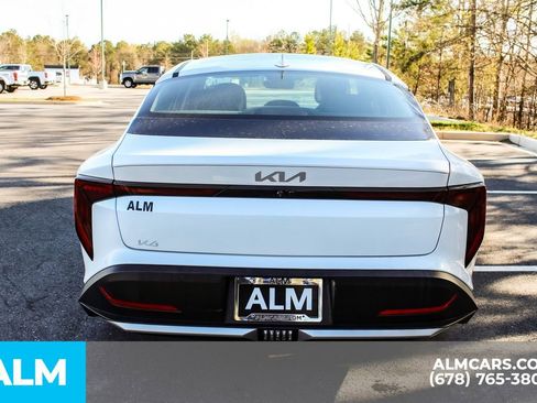 Used 2025 Kia K4 LXS image 11