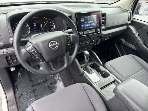 Used 2024 Nissan Frontier S w/ Technology Package image 11