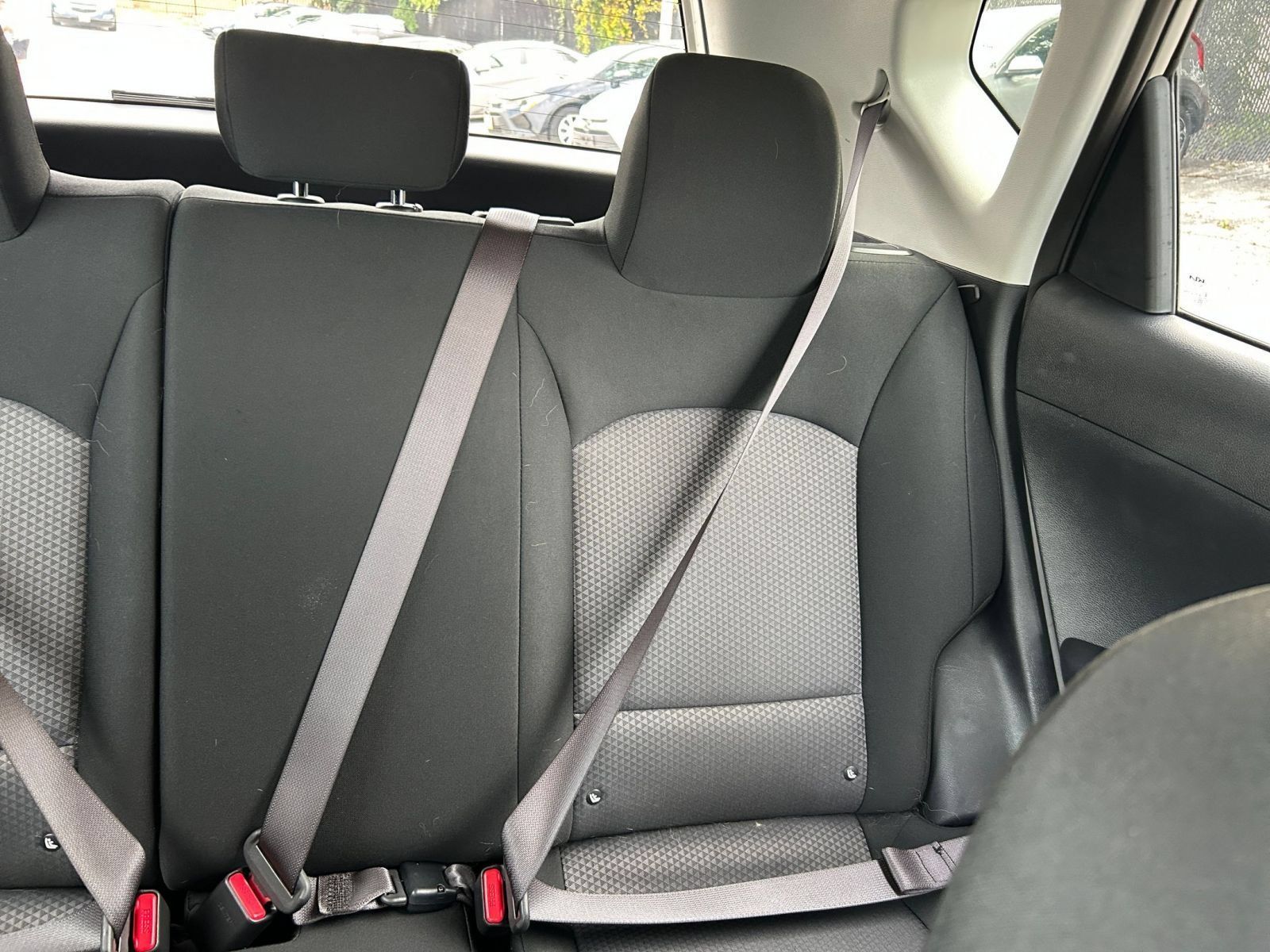 Used 2025 Kia Soul LX w/ LX Technology Package FWD image 31