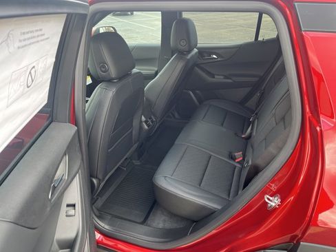 New 2026 Chevrolet Equinox LT image 4