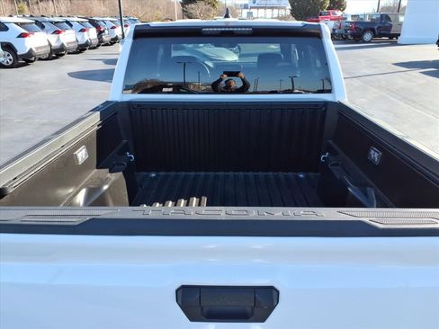 New 2026 Toyota Tacoma SR5 image 6