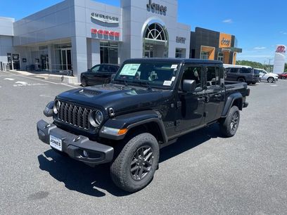 New 2026 Jeep Gladiator Sport