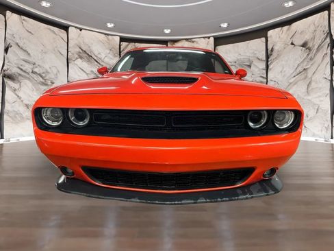 Used 2022 Dodge Challenger GT w/ Plus Package RWD image 8