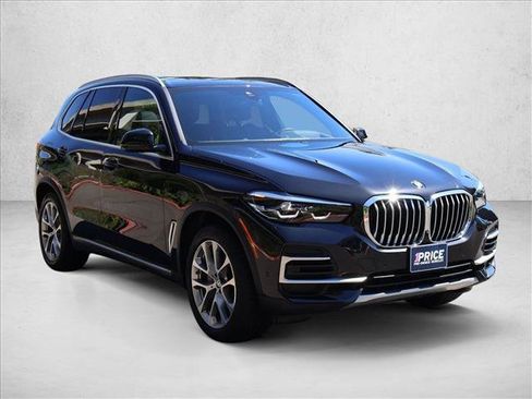 Used 2023 BMW X5 xDrive40i w/ Premium Package AWD/4WD image 4