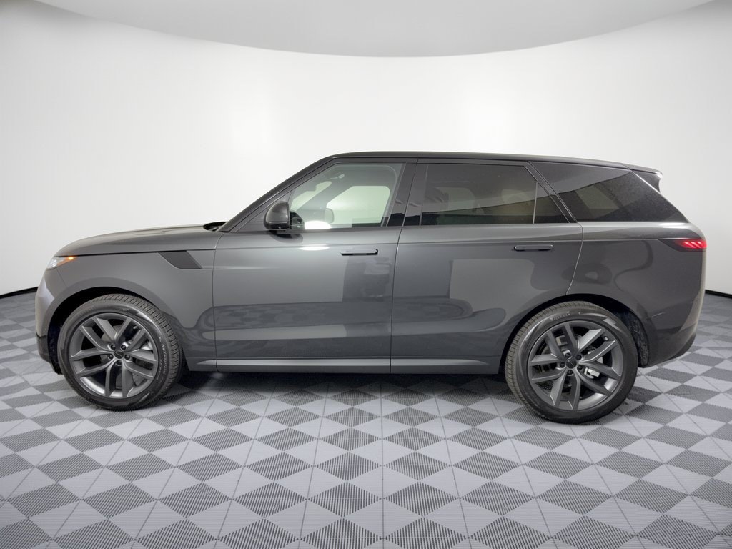 New 2027 Land Rover Range Rover Sport SE AWD/4WD image 2