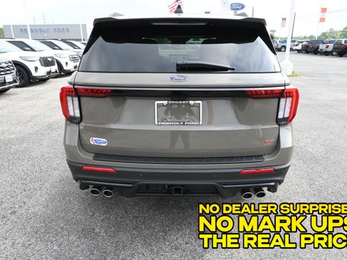 New 2026 Ford Explorer ST AWD/4WD image 4
