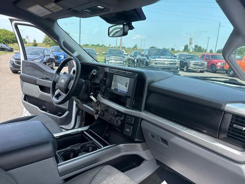 Used 2023 Ford F450 XLT w/ 360-Degree Camera Package AWD/4WD image 38