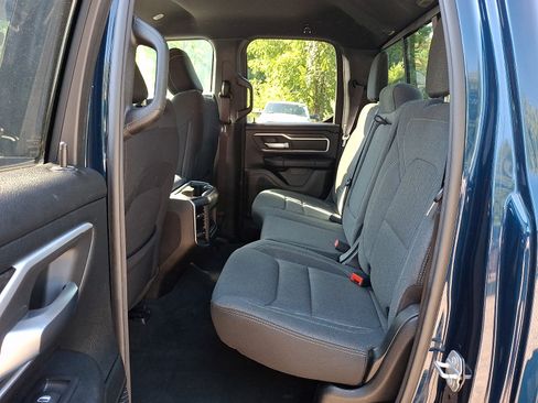 Used 2021 RAM 1500 Big Horn AWD/4WD image 9