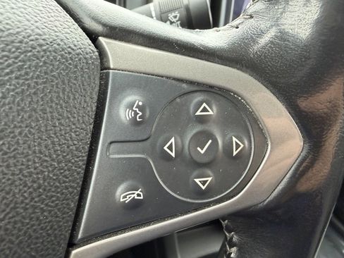 Used 2019 Chevrolet Colorado Z71 image 39