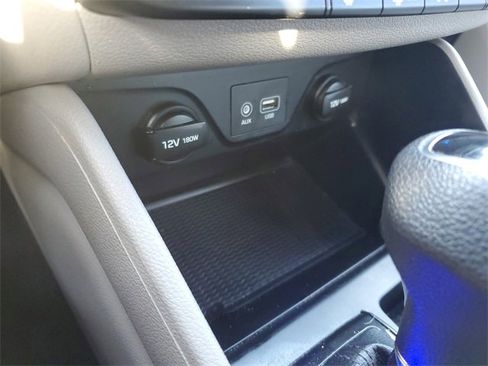 Used 2020 Hyundai Tucson SE image 26