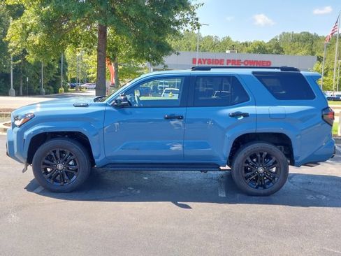 Used 2026 Toyota 4Runner Platinum AWD/4WD image 10