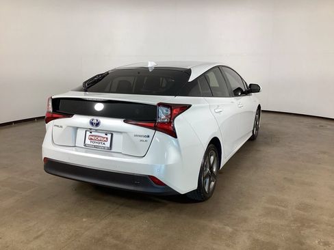 Used 2022 Toyota Prius XLE FWD image 6