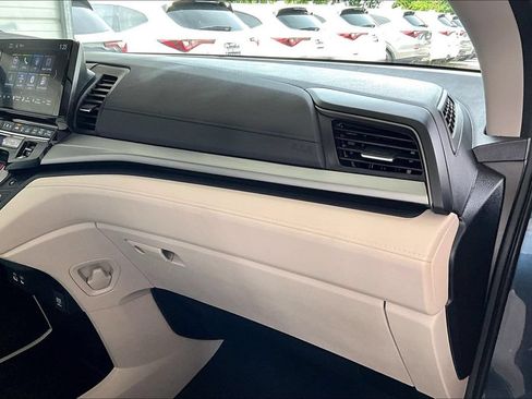 Used 2025 Honda Odyssey EX-L image 19