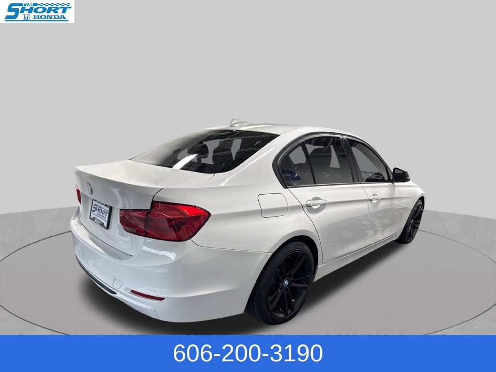 Used 2013 BMW 328i xDrive Sedan AWD/4WD image 7