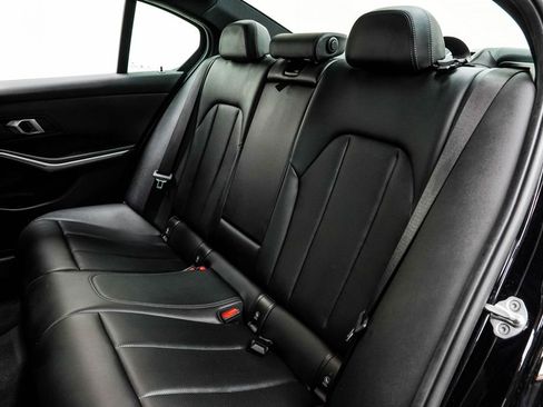 Used 2025 BMW 330i xDrive Sedan image 16